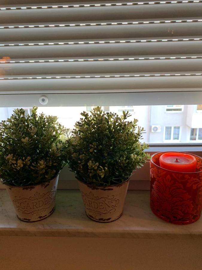 Sarmantni Apartman Malecka 2 Zagabria Esterno foto